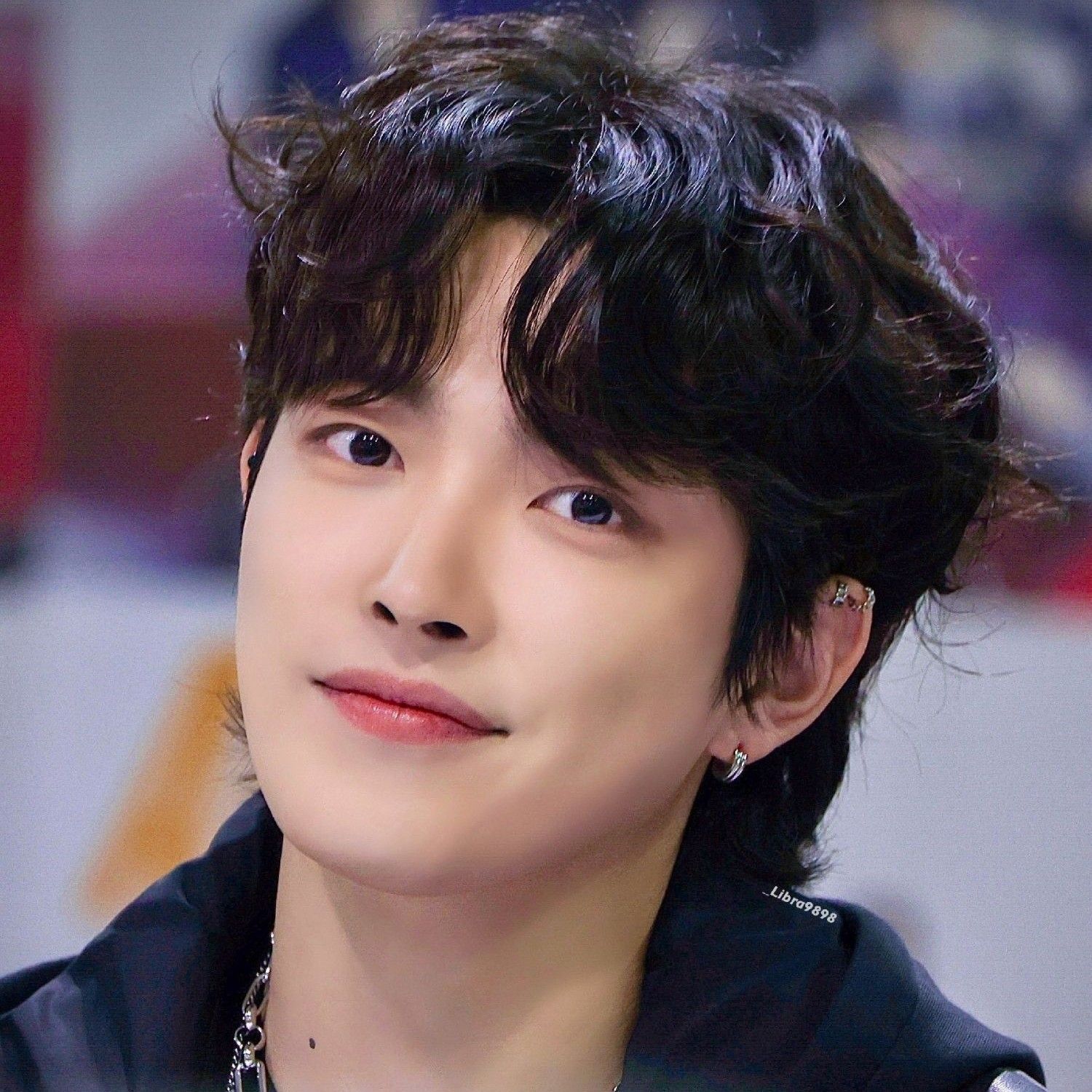 Behind-the-scenes cut of Hongjoong (ATEEZ)