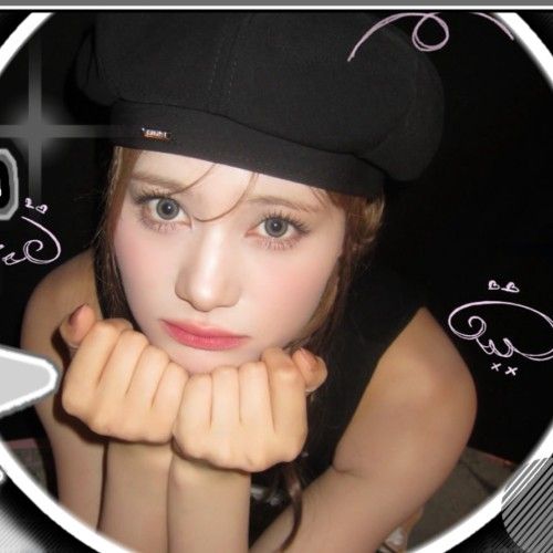 ニナ (NiziU)の最新写真