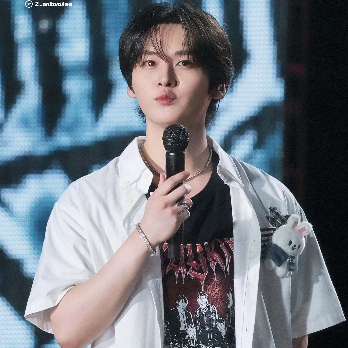Latest photo of Lee Know (Stray Kids)