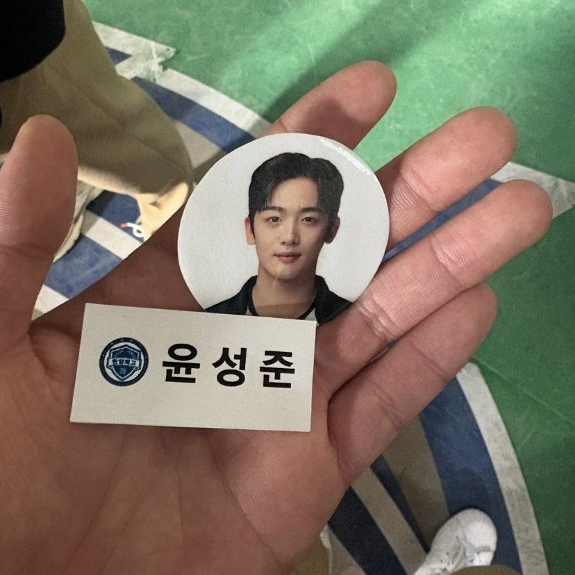Behind-the-scenes cut of Kim Yohan (WEi)