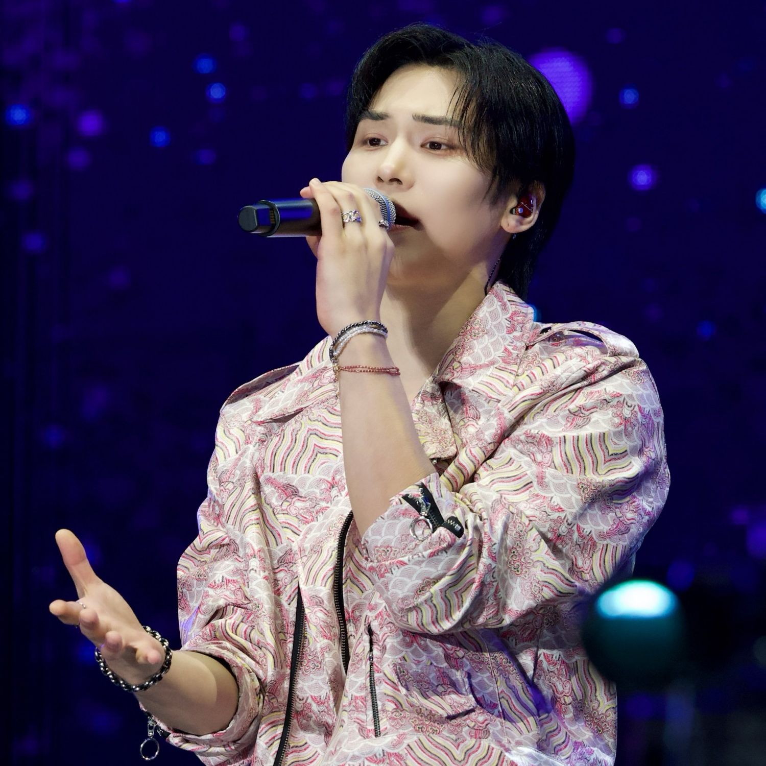 A moment captured by Rocky's fan