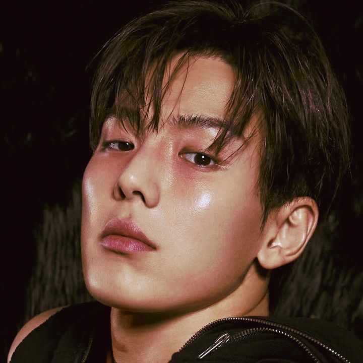 Behind-the-scenes cut of MONSTA X