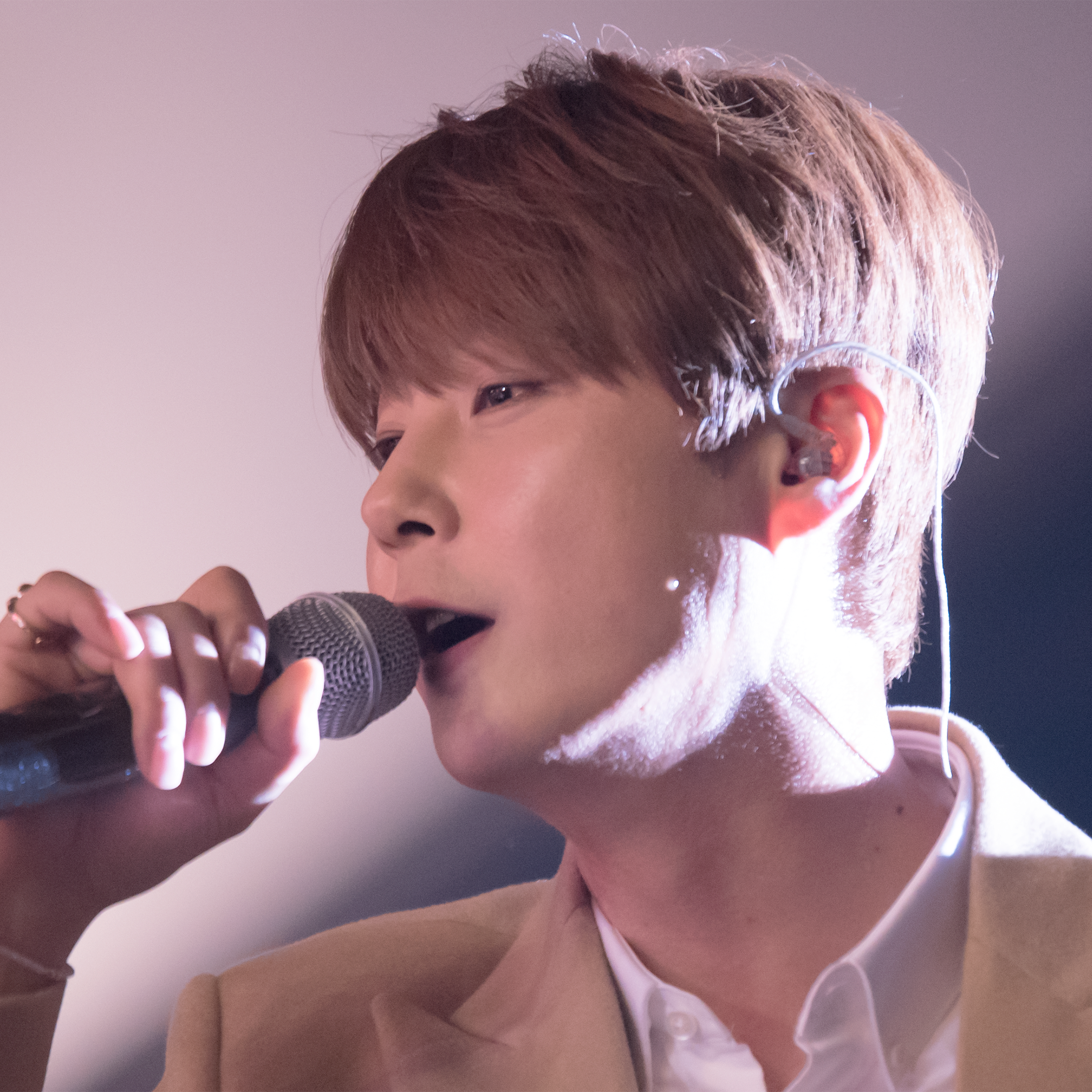 A moment captured by Shin Hyesung (SHINHWA)'s fan