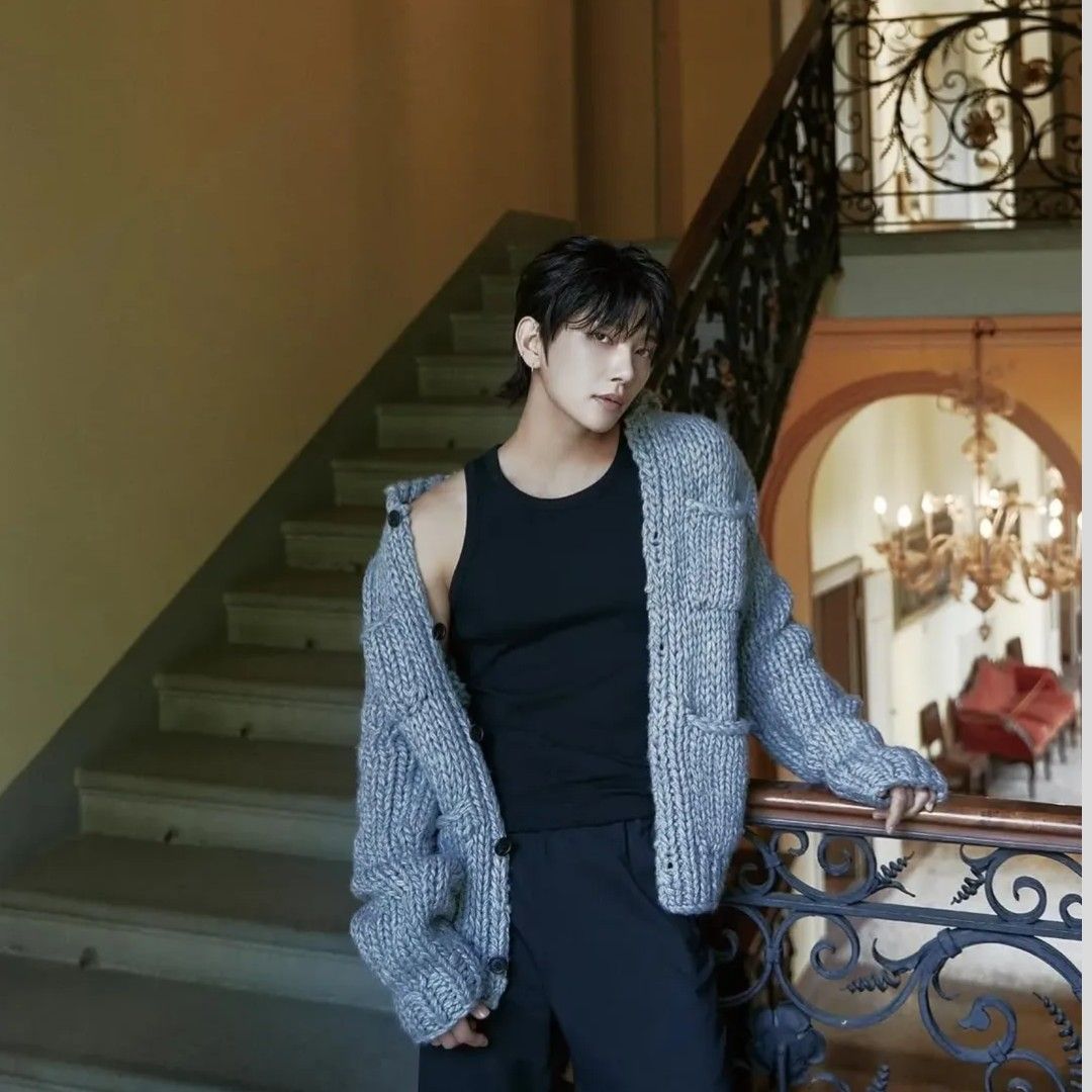 Behind-the-scenes cut of Joshua (SEVENTEEN)