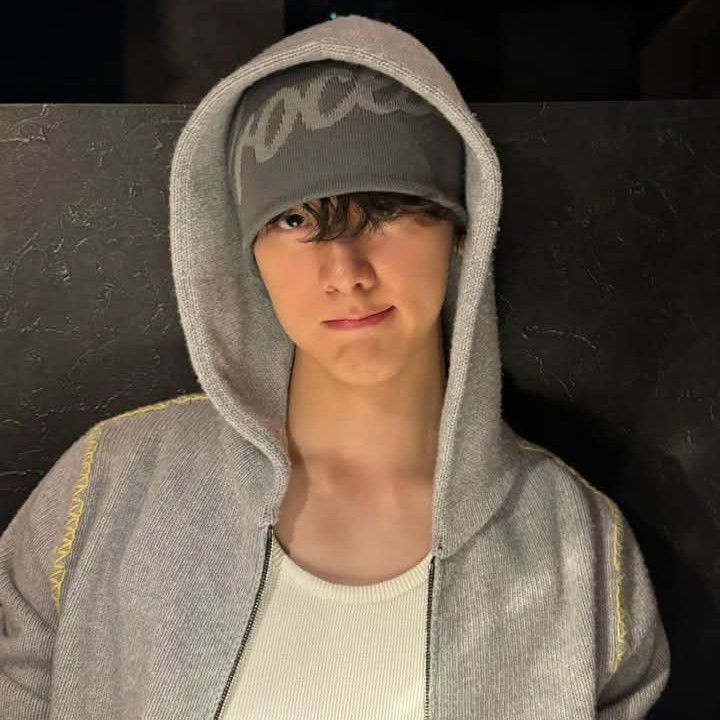 Behind-the-scenes cut of Sanha (ASTRO)
