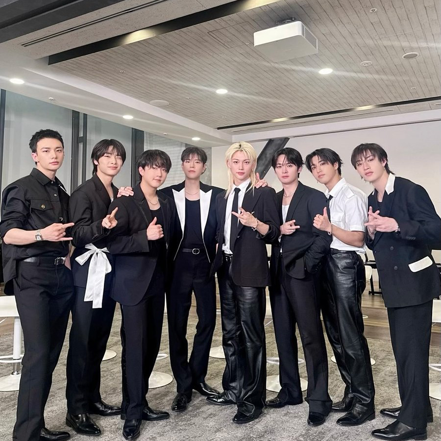 Stray Kids의 비하인드 컷