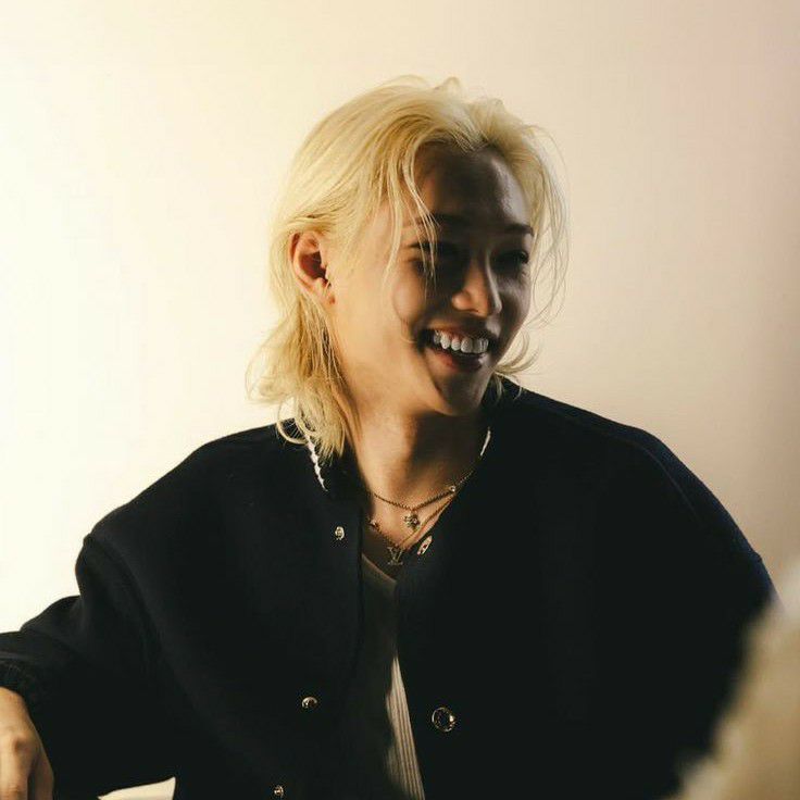 Latest photo of Felix (Stray Kids)