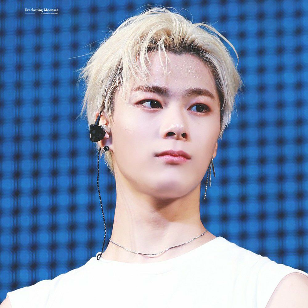 Behind-the-scenes cut of Moonbin (ASTRO)