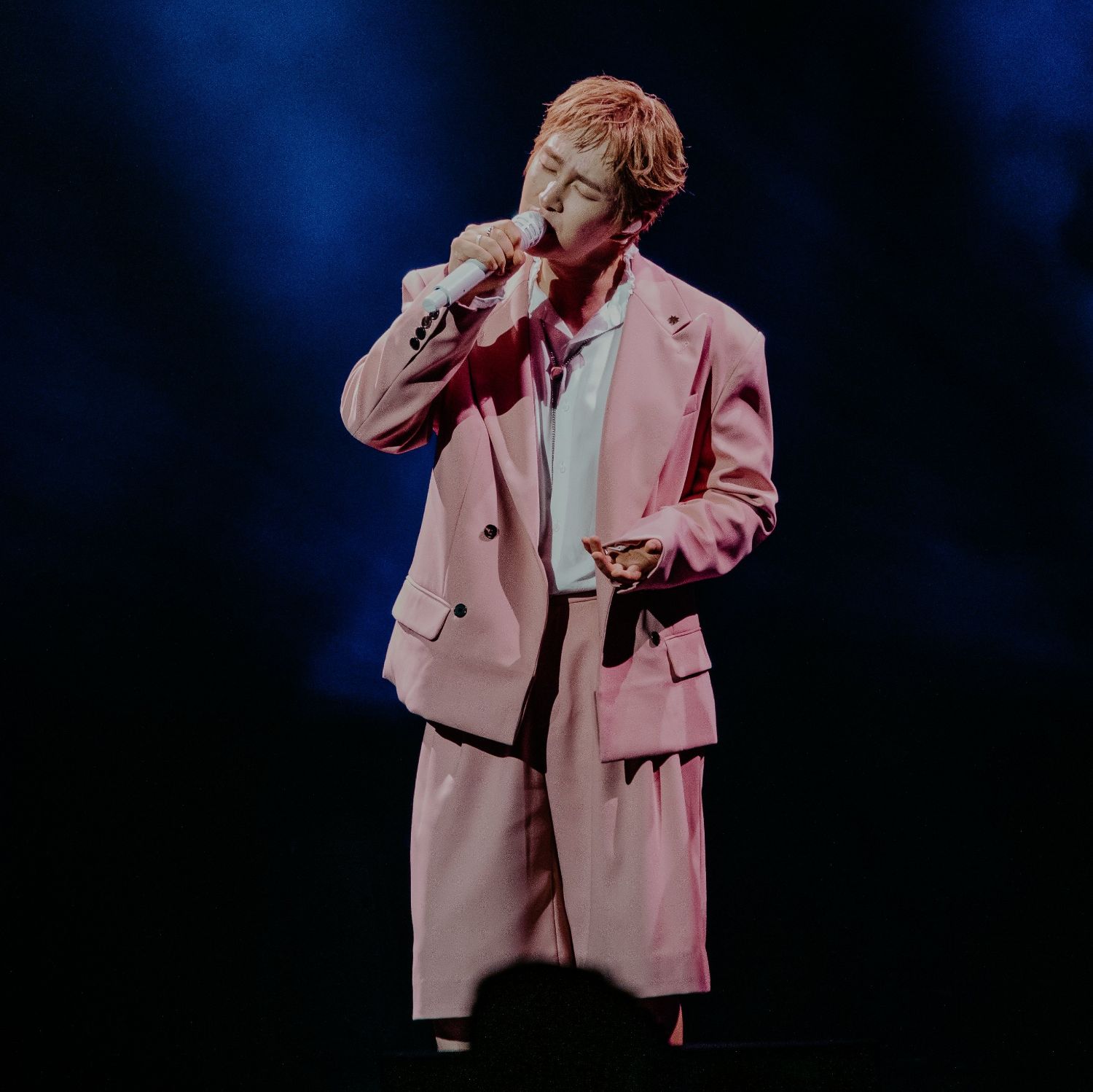 Recent activity shot of Onew (SHINee)