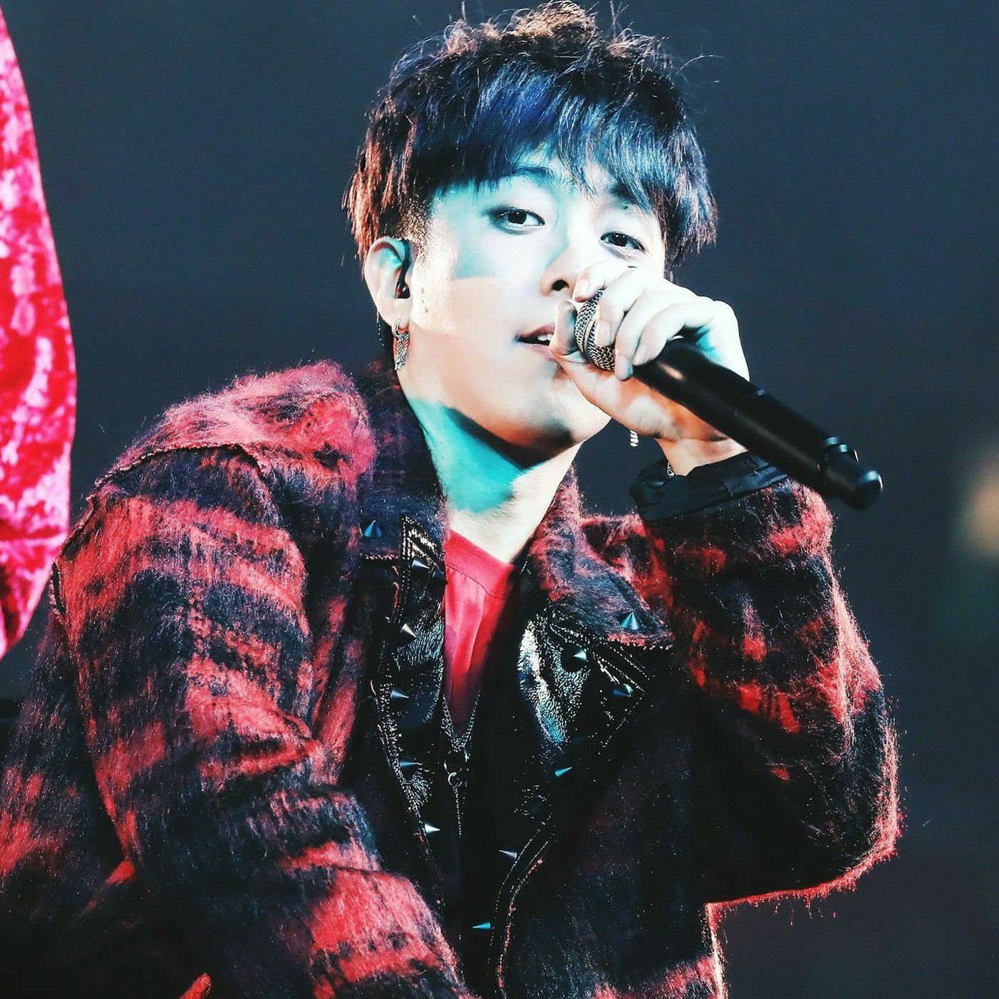 Foto aktivitas terbaru Eun Jiwon (SECHSKIES)