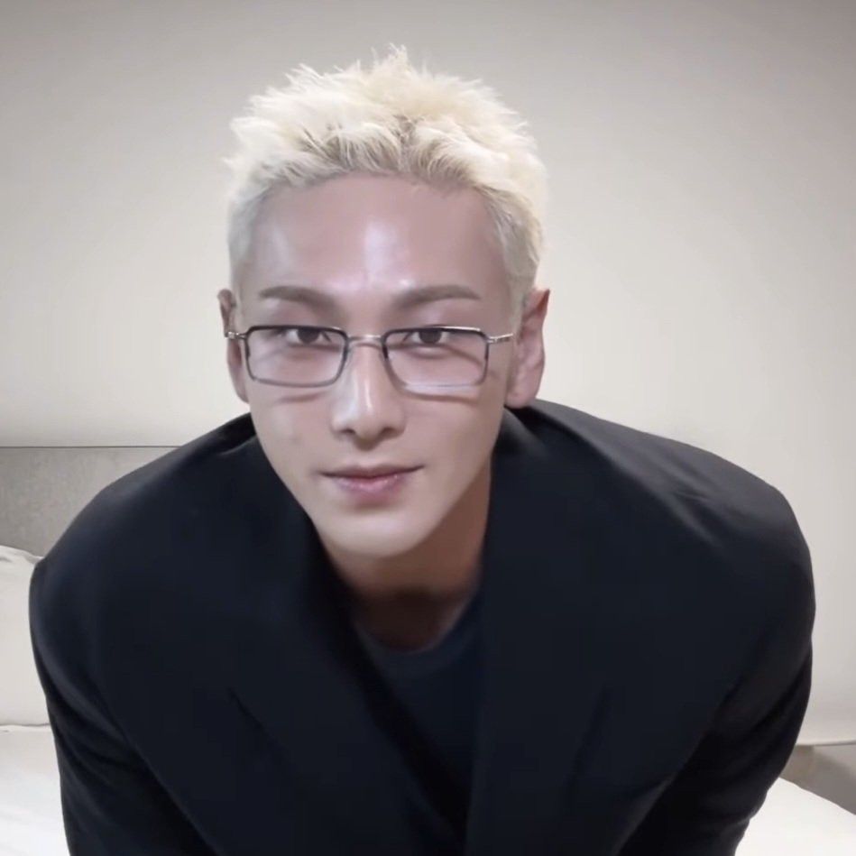 백호의 최신 사진