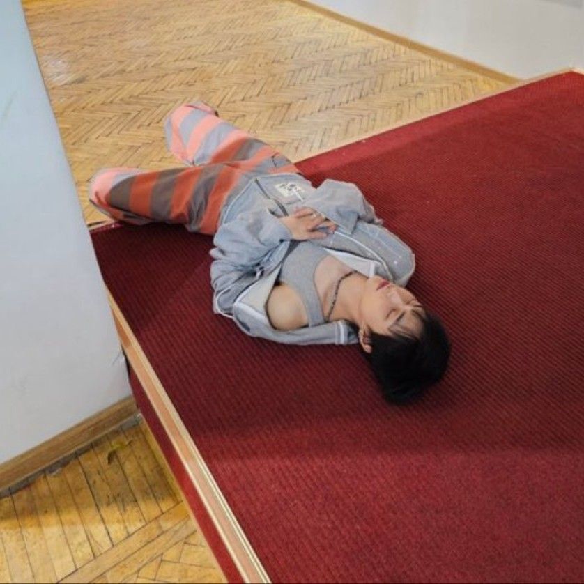 Behind-the-scenes cut of Seunghan