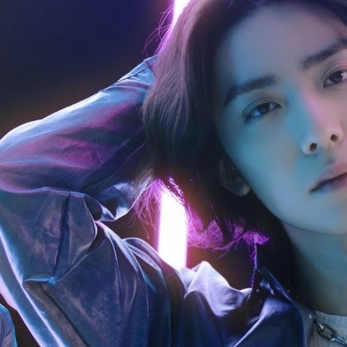 A moment captured by Hwiyoung (SF9)'s fan