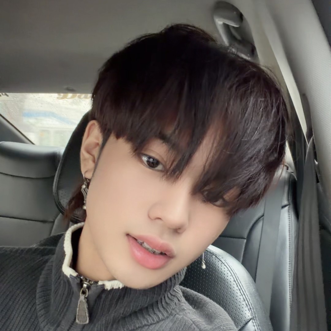 Recent activity shot of Jeromy (HORI7ON)