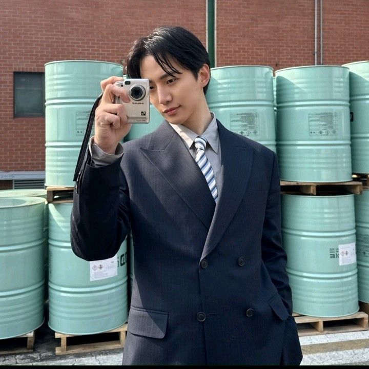 Recent activity shot of Junho (2PM)