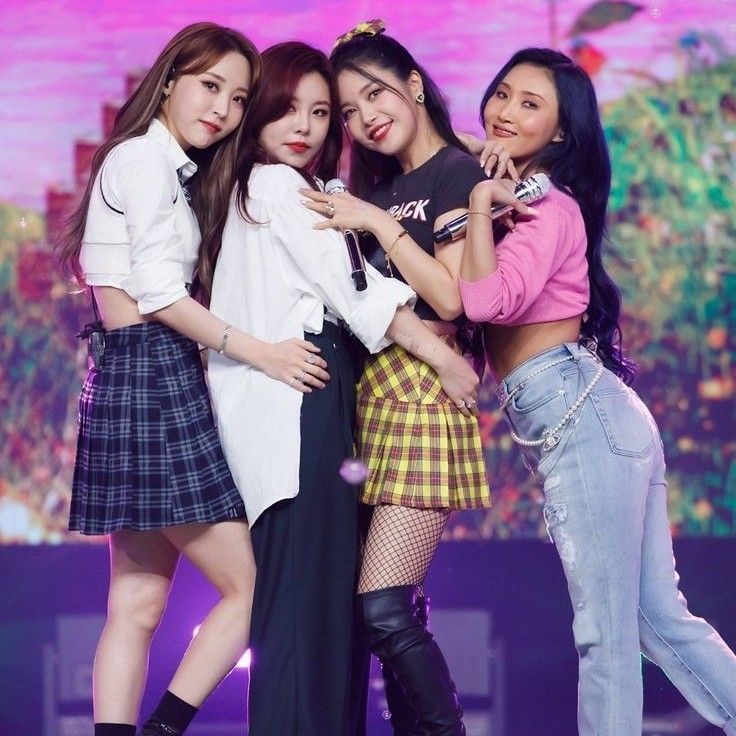 MAMAMOOの最近の活動写真