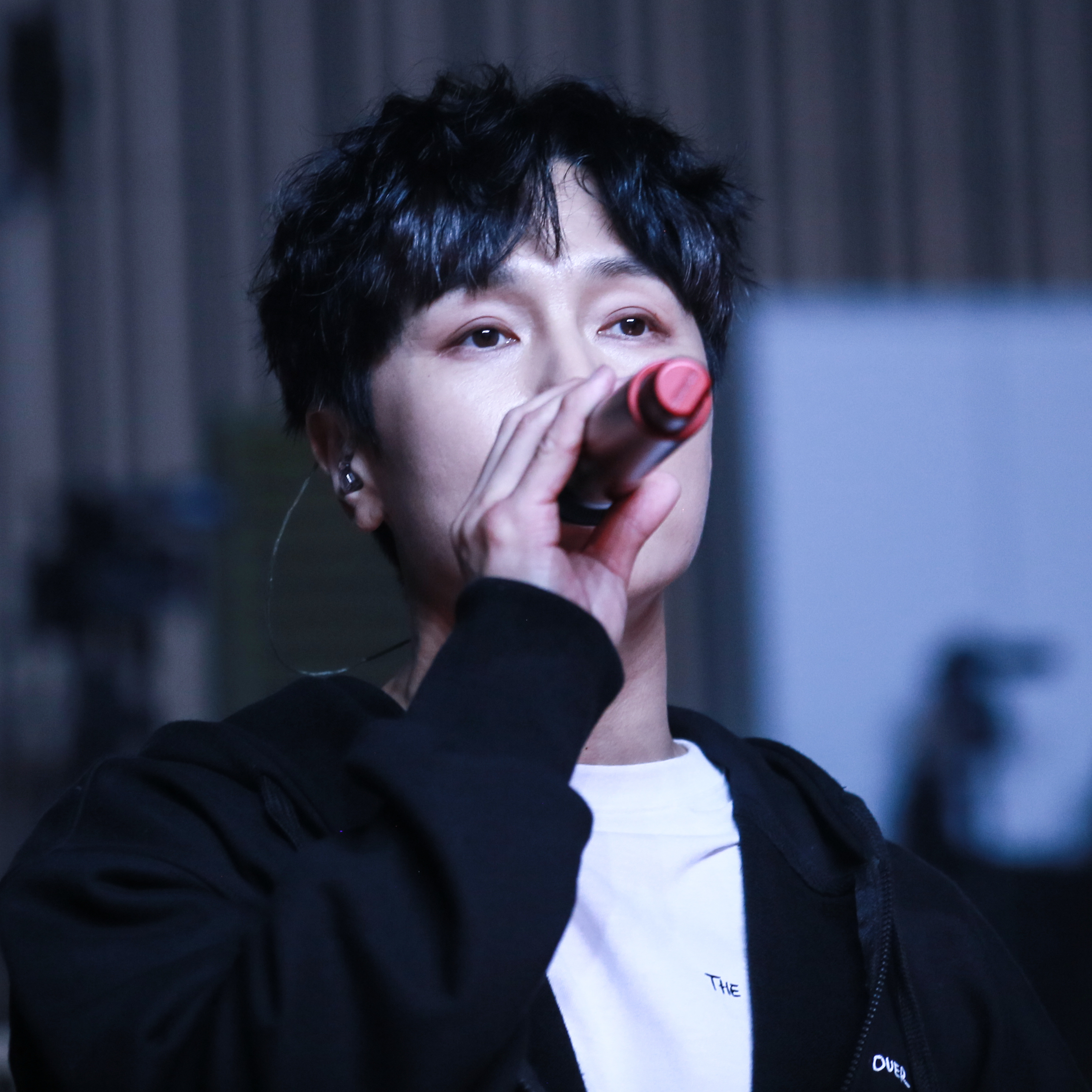 A moment captured by Kim Dongwan (SHINHWA)'s fan