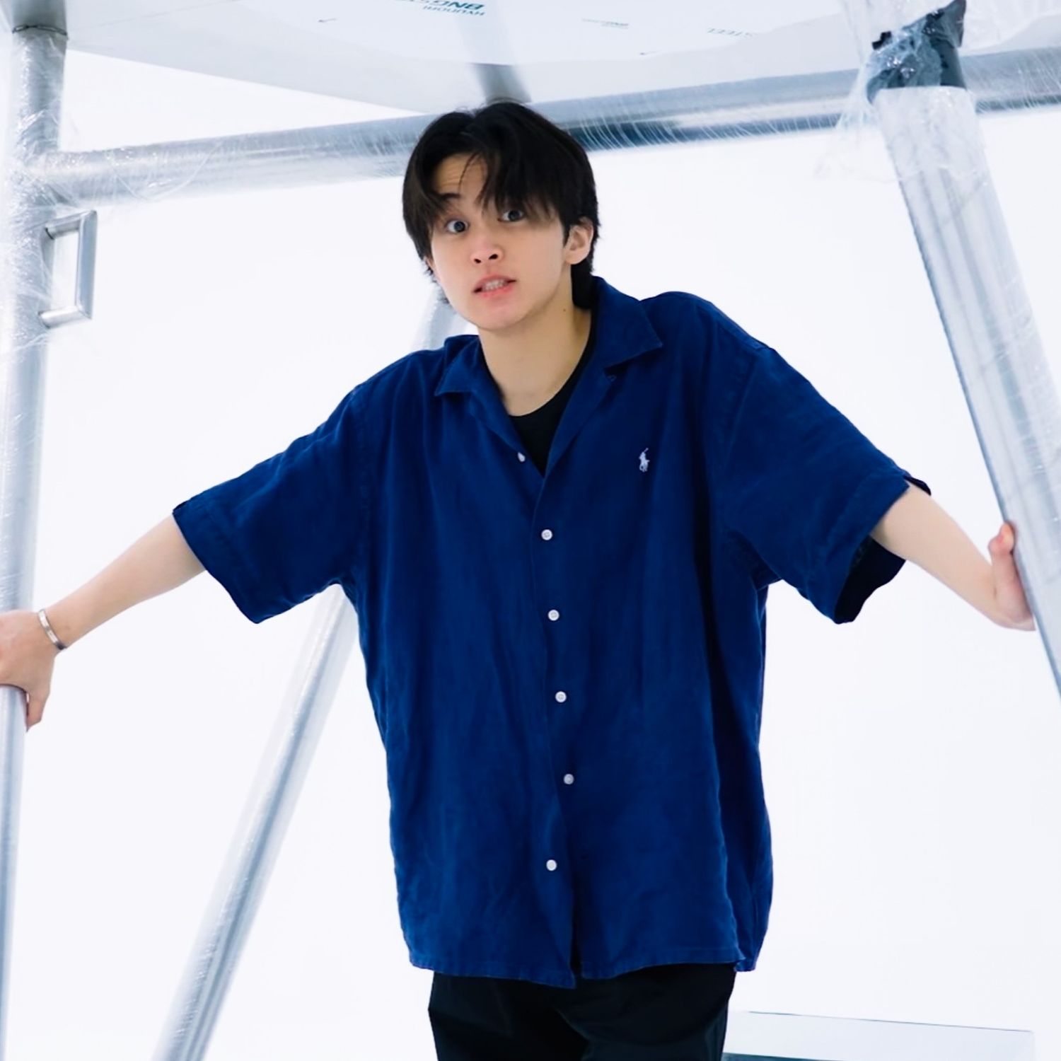 Behind-the-scenes cut of Mark (NCT 127, NCT DREAM)