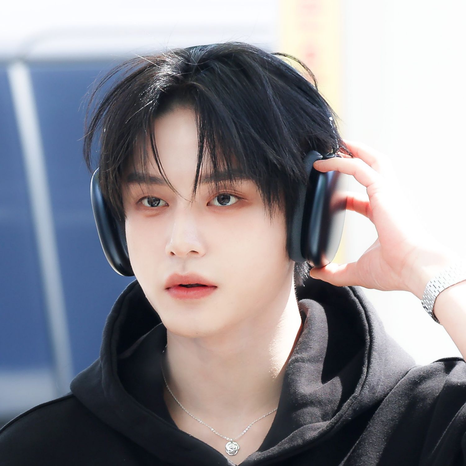 A moment captured by Kim Jiwoong (ZEROBASEONE)'s fan