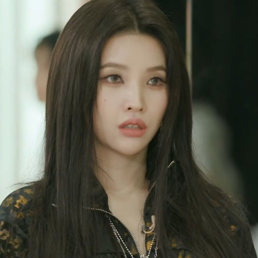 Recent activity shot of Soyeon (i-dle)