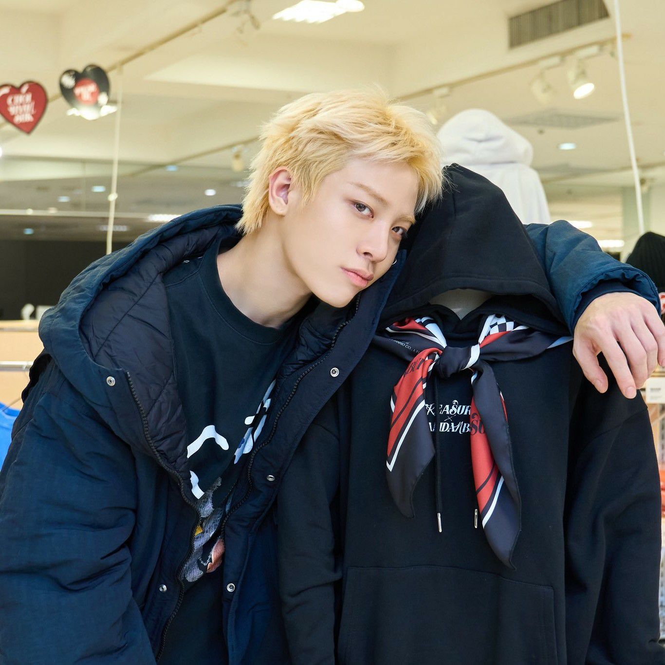 Foto aktivitas terbaru So Junghwan (TREASURE)