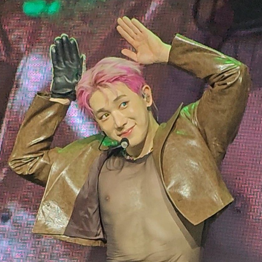 A moment captured by Wonho's fan