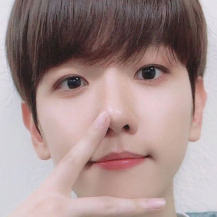 Behind-the-scenes cut of Baekhyun (EXO)
