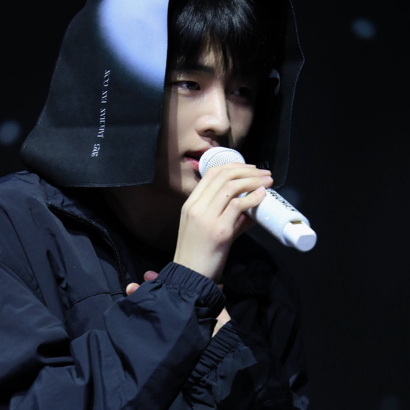 A moment captured by Jaechan (DKZ)'s fan