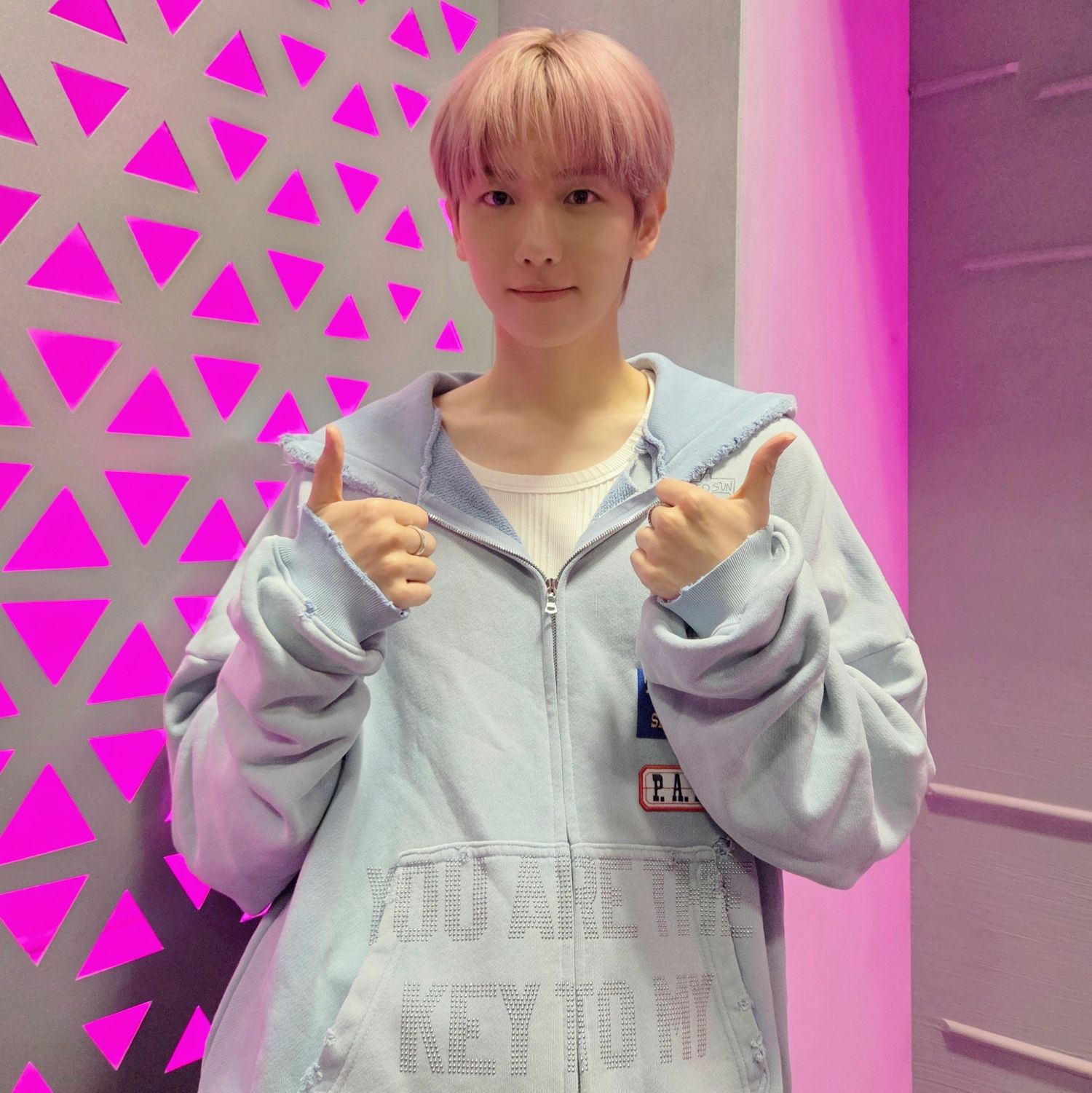백현 (EXO) 최근 활동샷