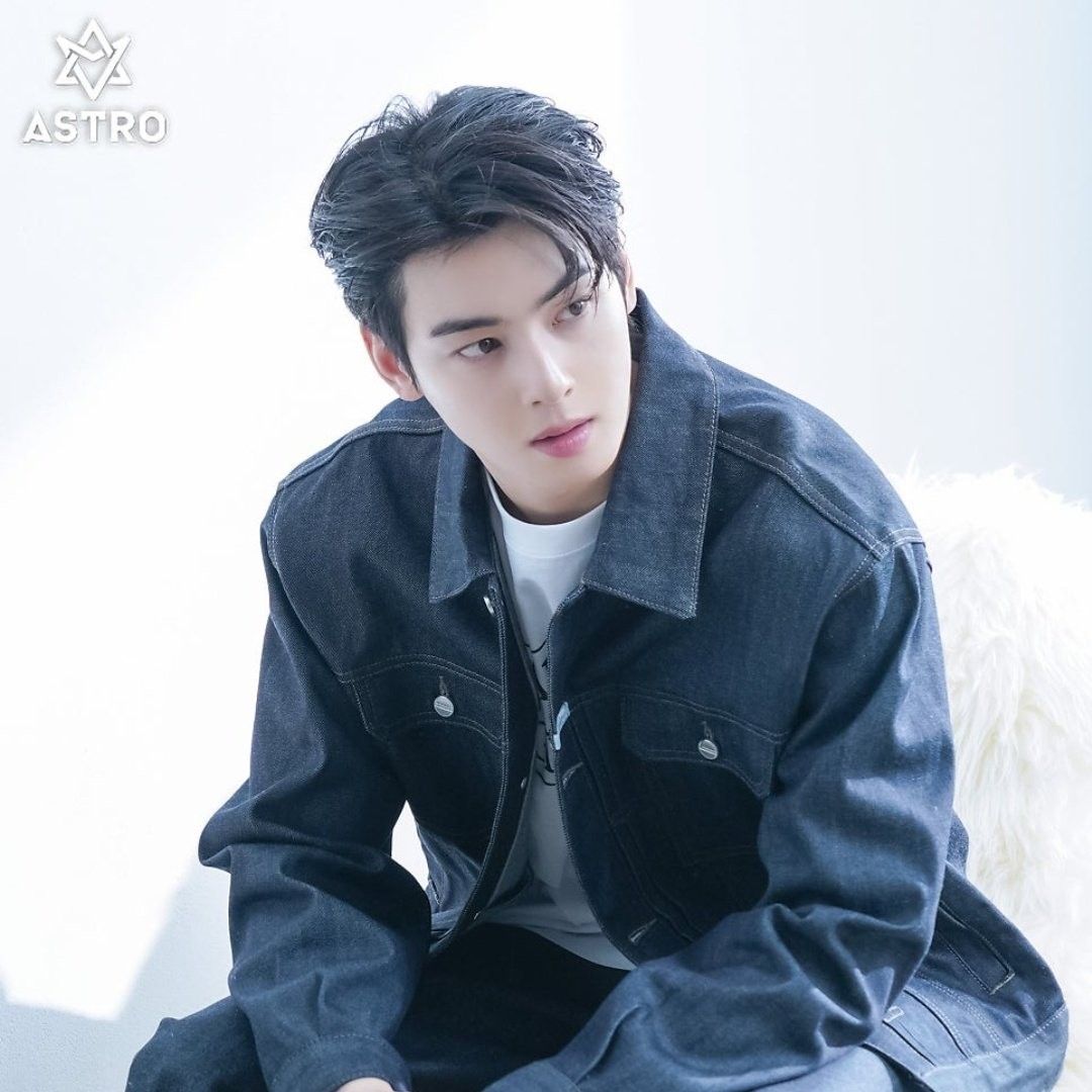 Latest photo of Eunwoo (ASTRO)