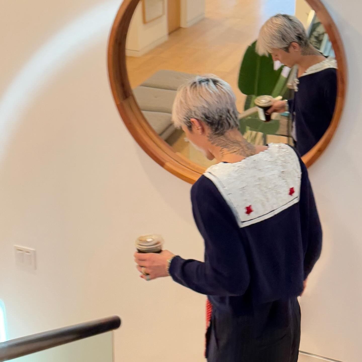Momen yang diabadikan oleh penggemar G-DRAGON (BIGBANG)