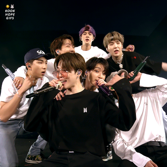 Behind-the-scenes cut of BTS
