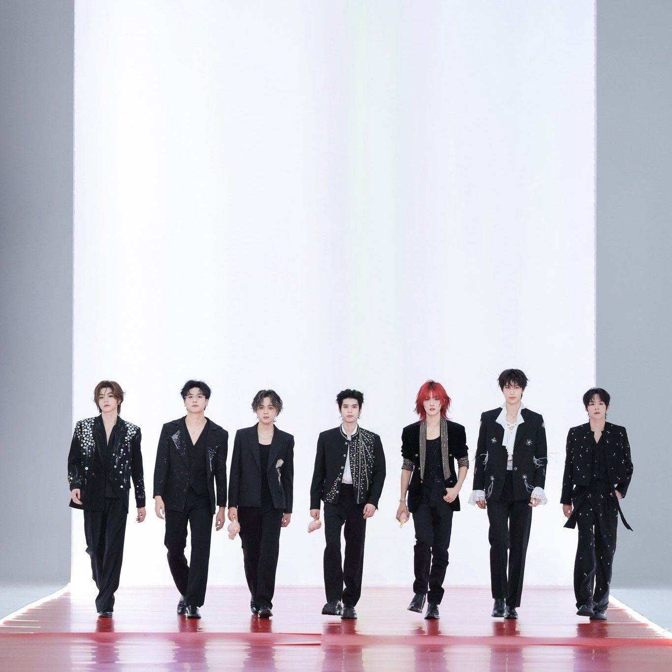 Behind-the-scenes cut of NexT1DE