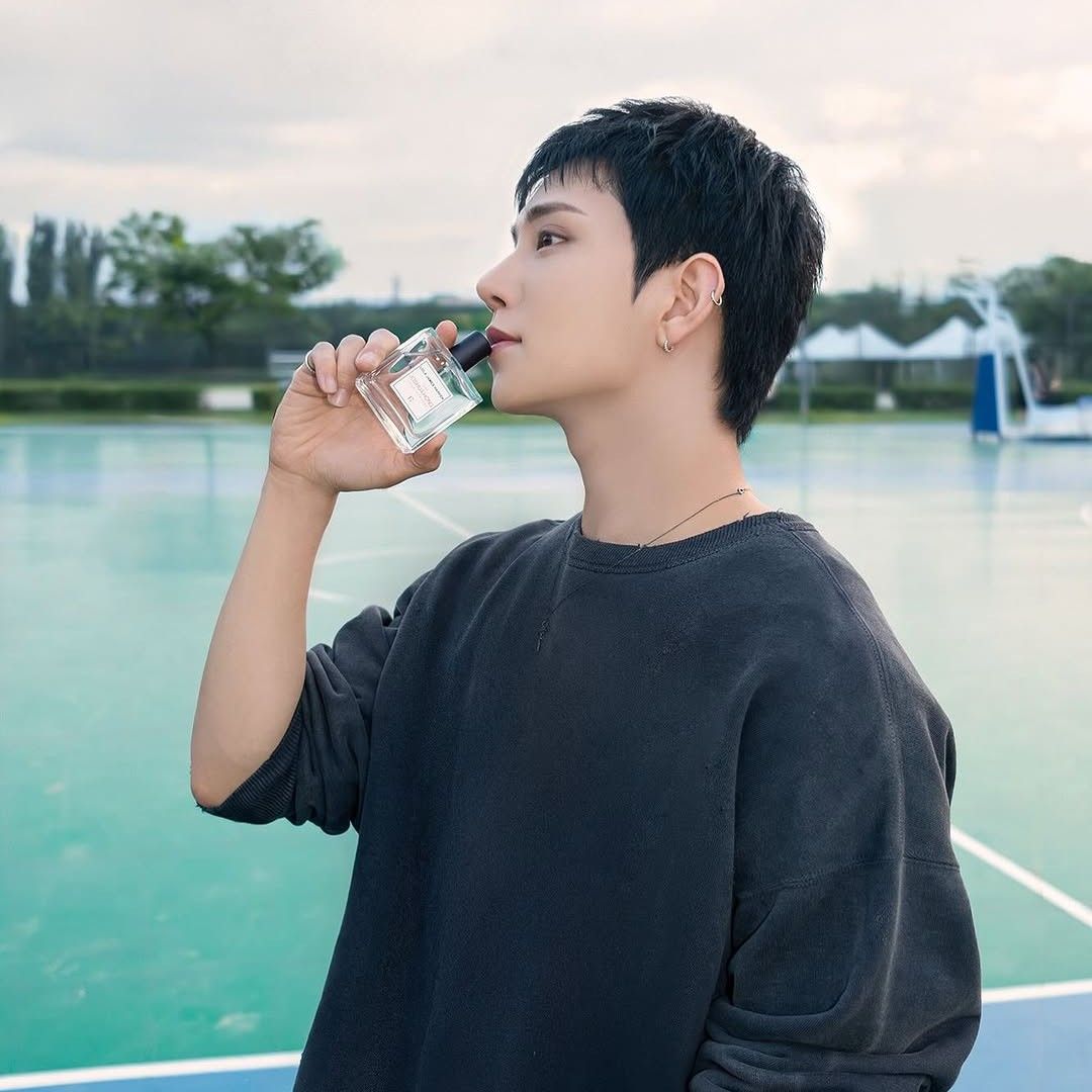 Behind-the-scenes cut of Joshua (SEVENTEEN)