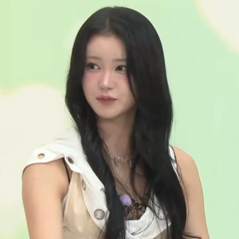 Recent activity shot of Sakurai Miu (ME:I)