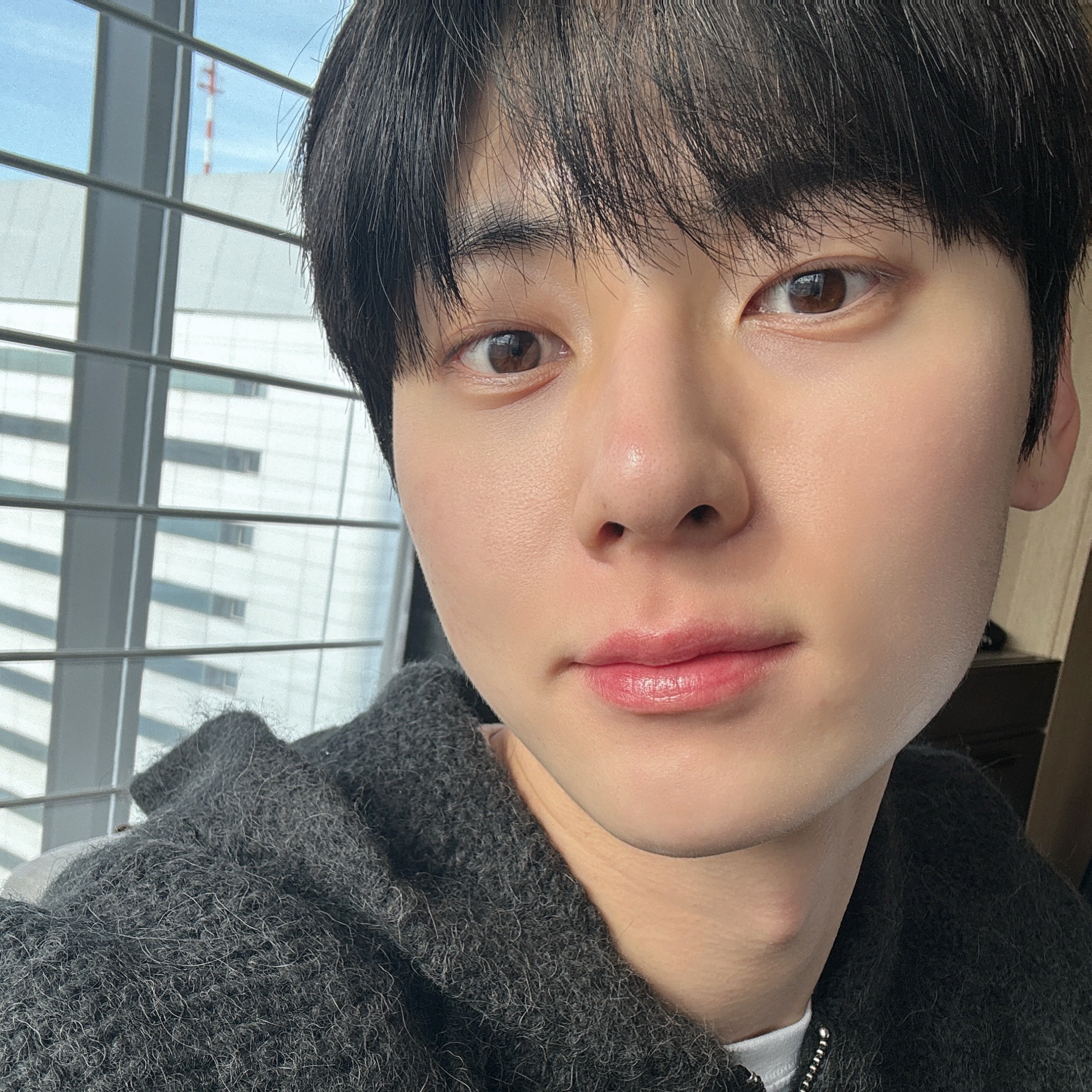 황민현 최근 활동샷