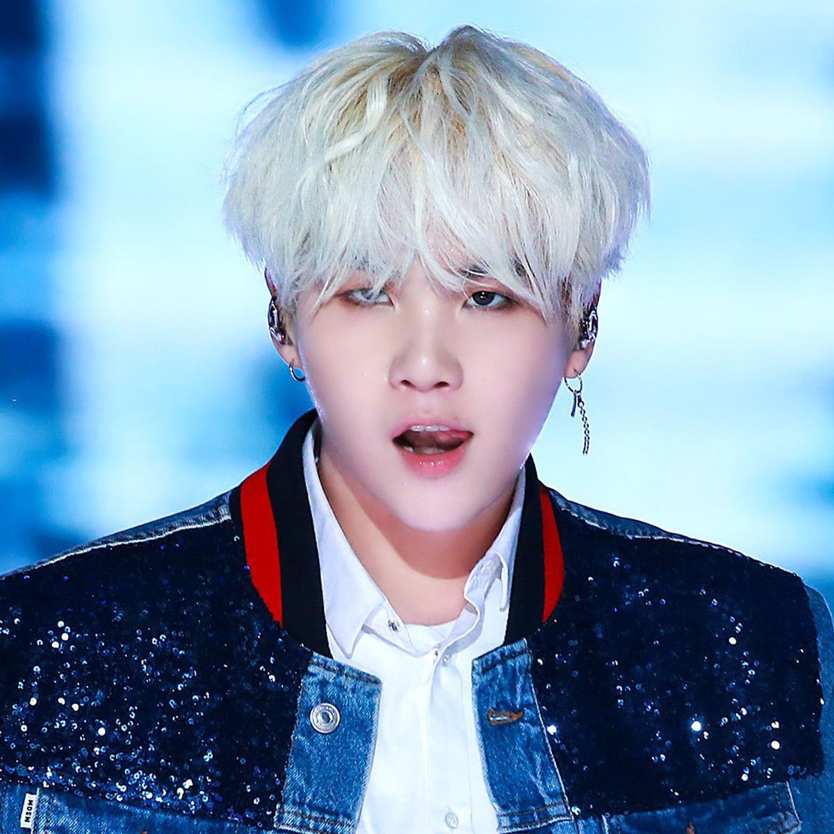 슈가 (방탄소년단)의 최신 사진