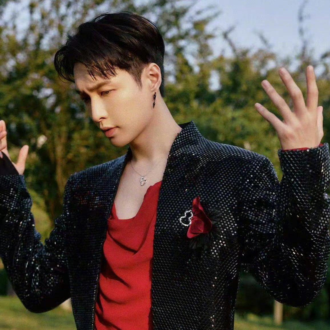 Latest photo of Lay (EXO)