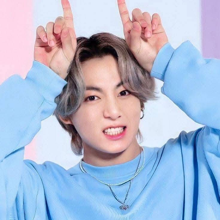 Latest photo of Jungkook (BTS)