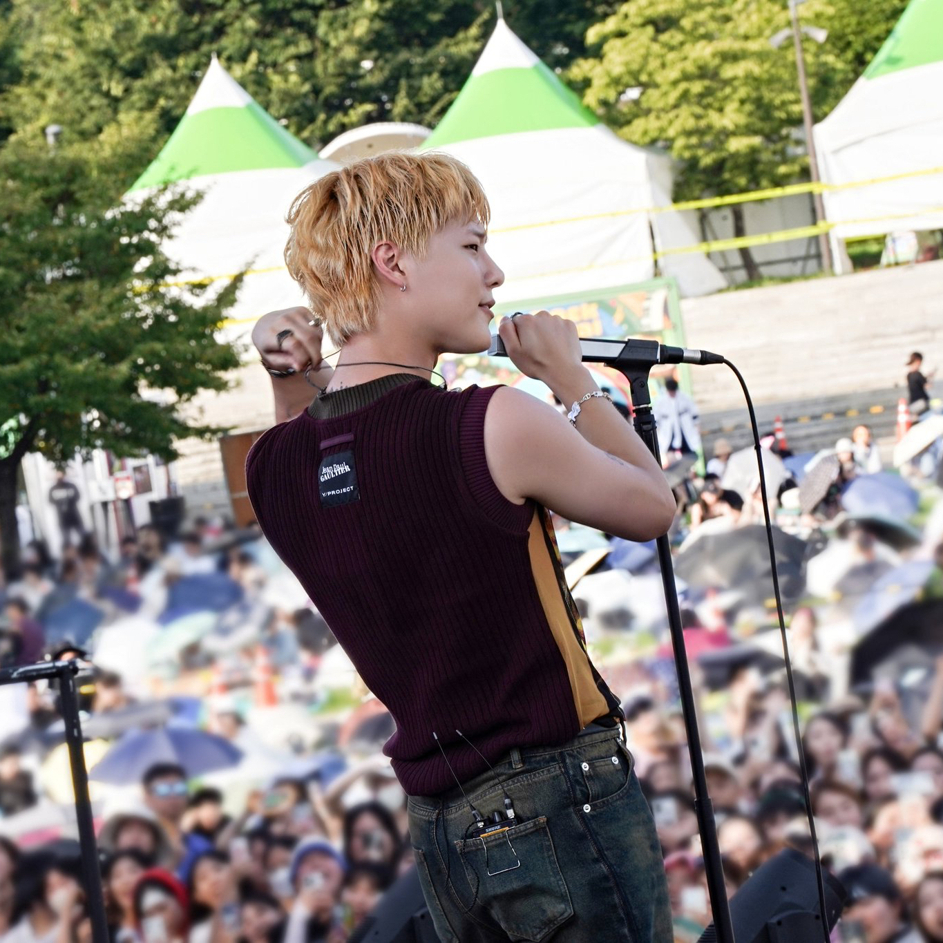 Behind-the-scenes cut of WOODZ