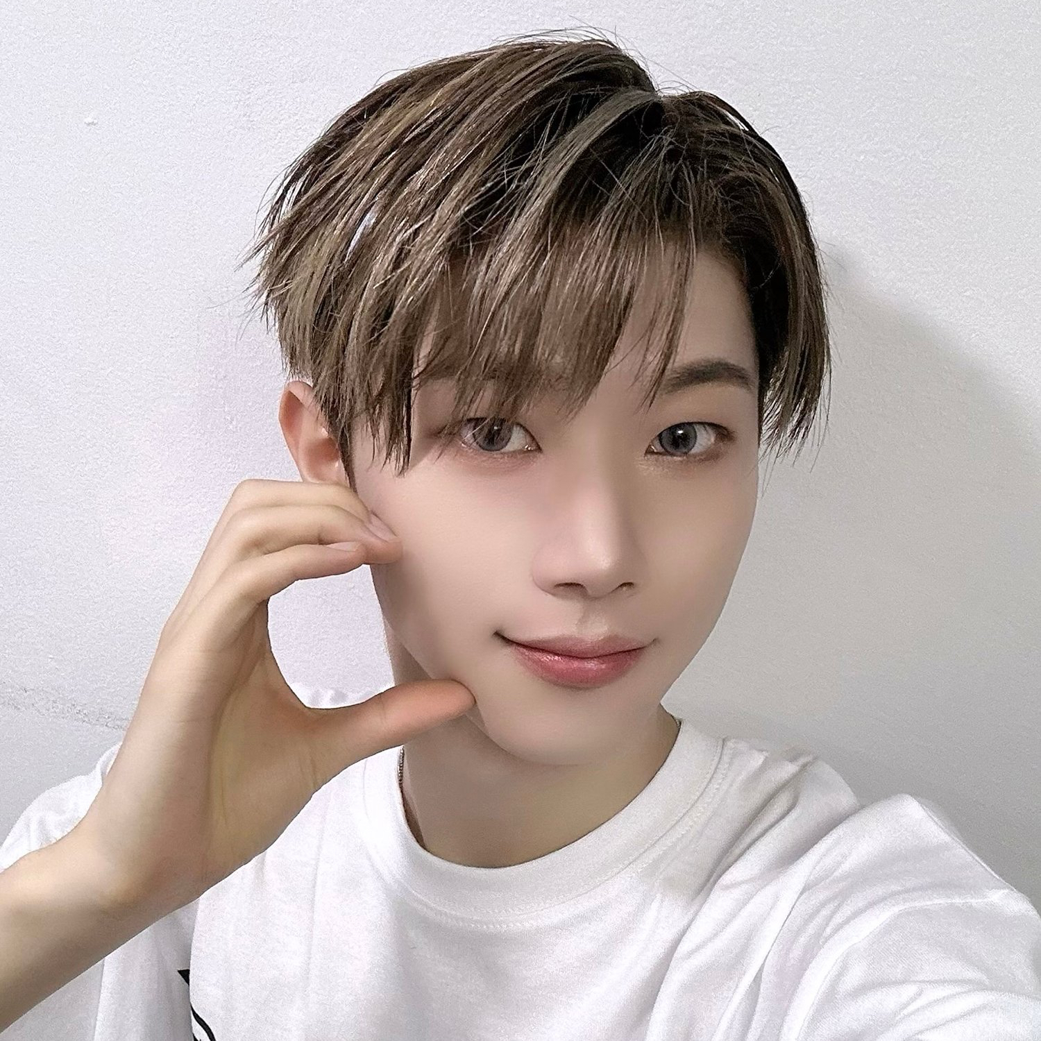 Latest photo of Hyunwoo (Xikers)