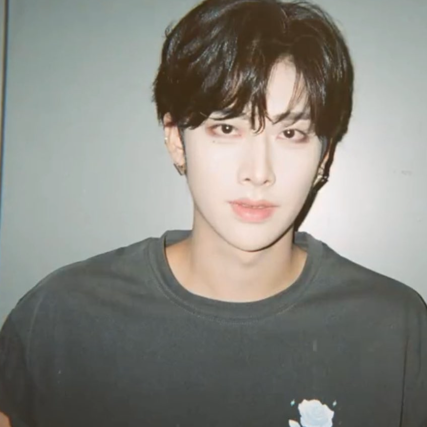 Behind-the-scenes cut of Ricky (ZEROBASEONE)