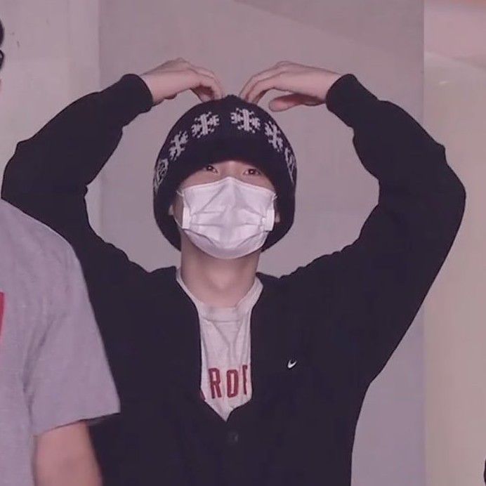 Latest photo of SUGA (BTS)