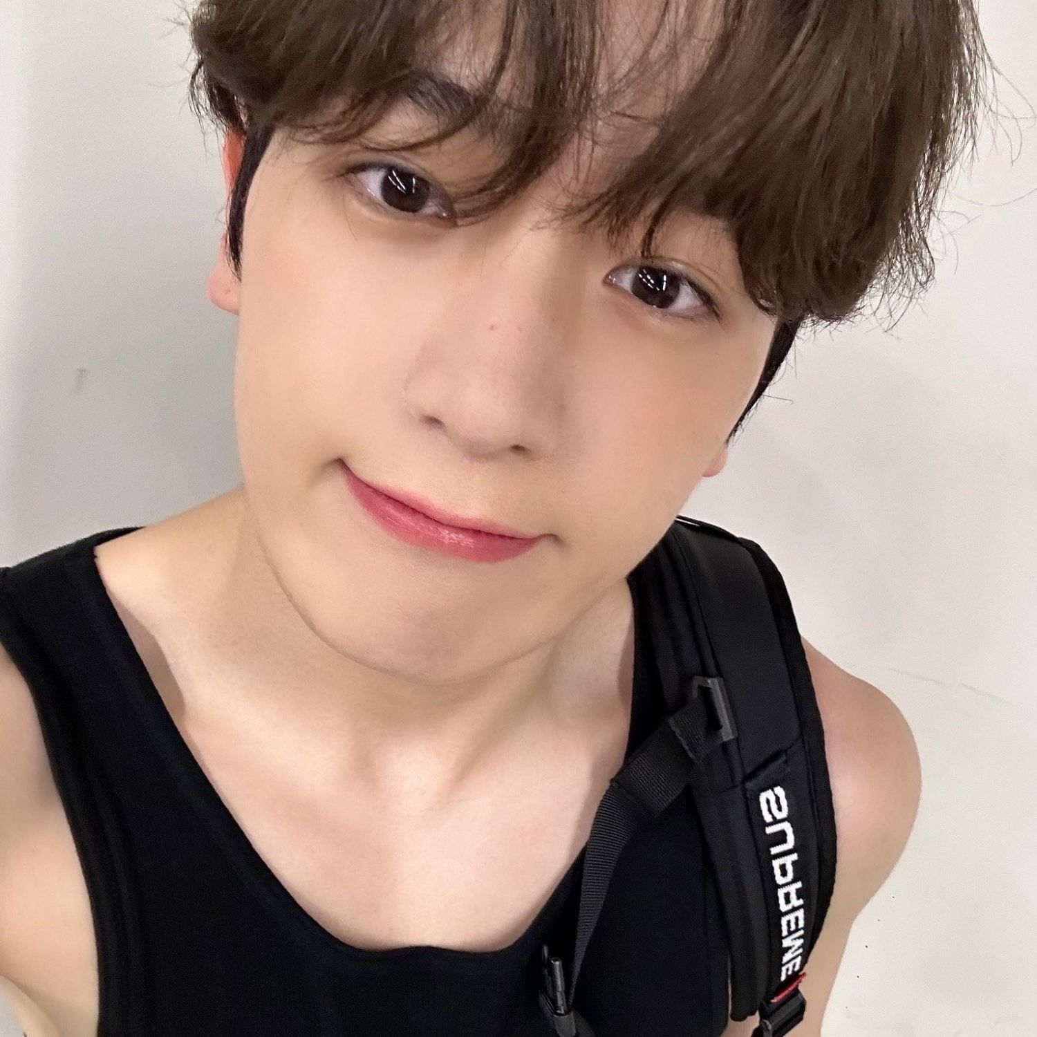 A moment captured by Hyunjae (THE BOYZ)'s fan