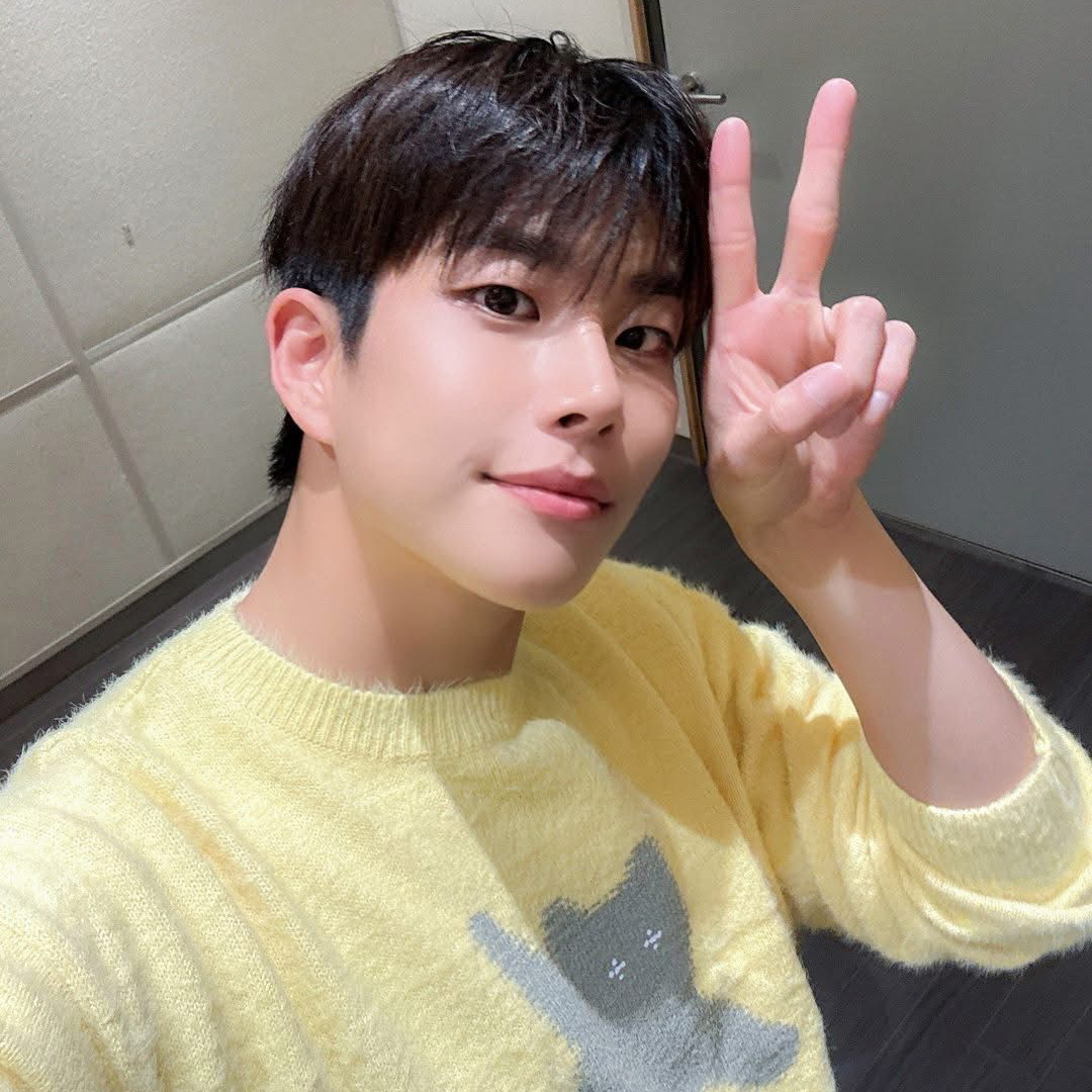 아스트로의 비하인드 컷