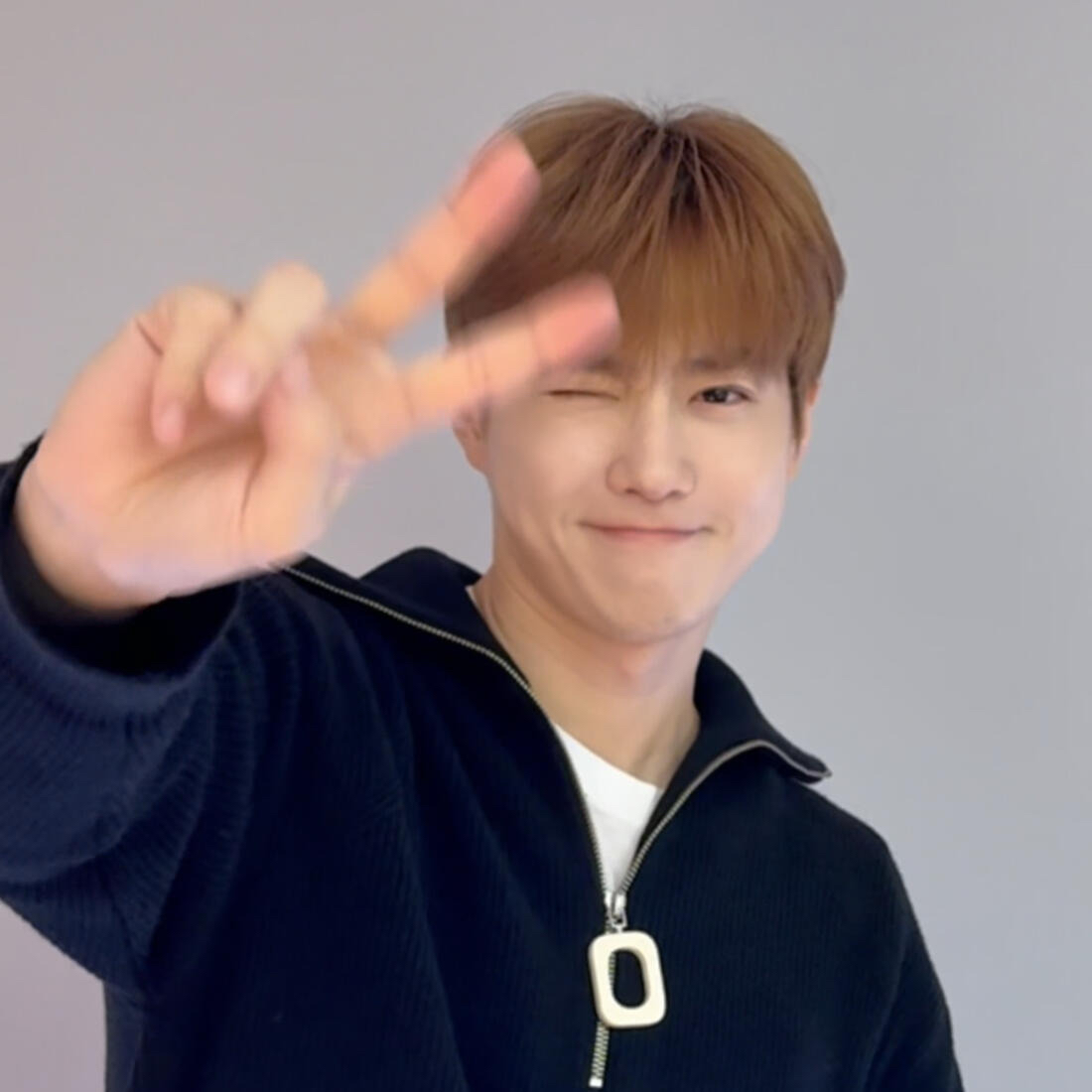 Latest photo of Suho (EXO)