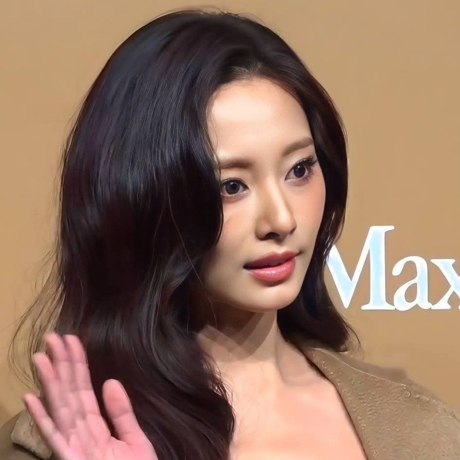 子瑜 (TWICE)的最新活動照片