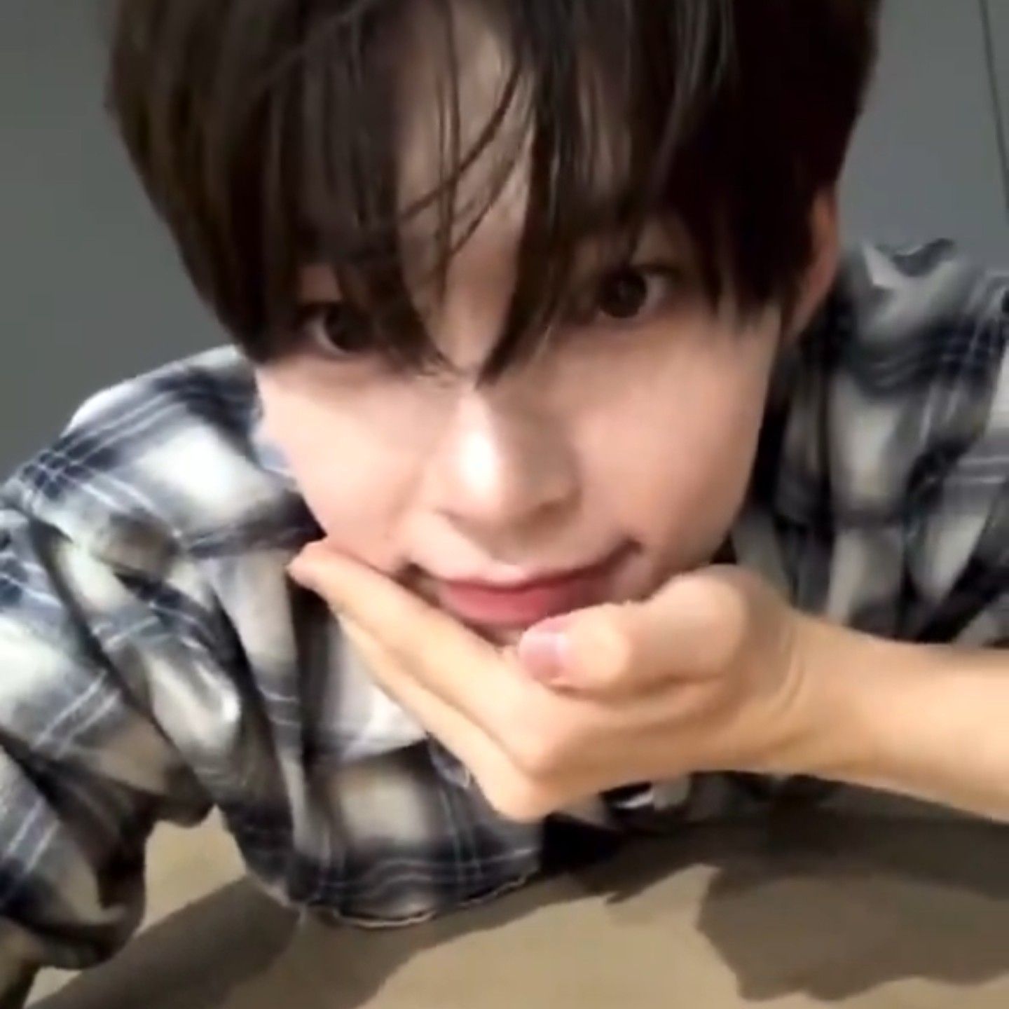 성한빈 (제로베이스원) 최근 활동샷