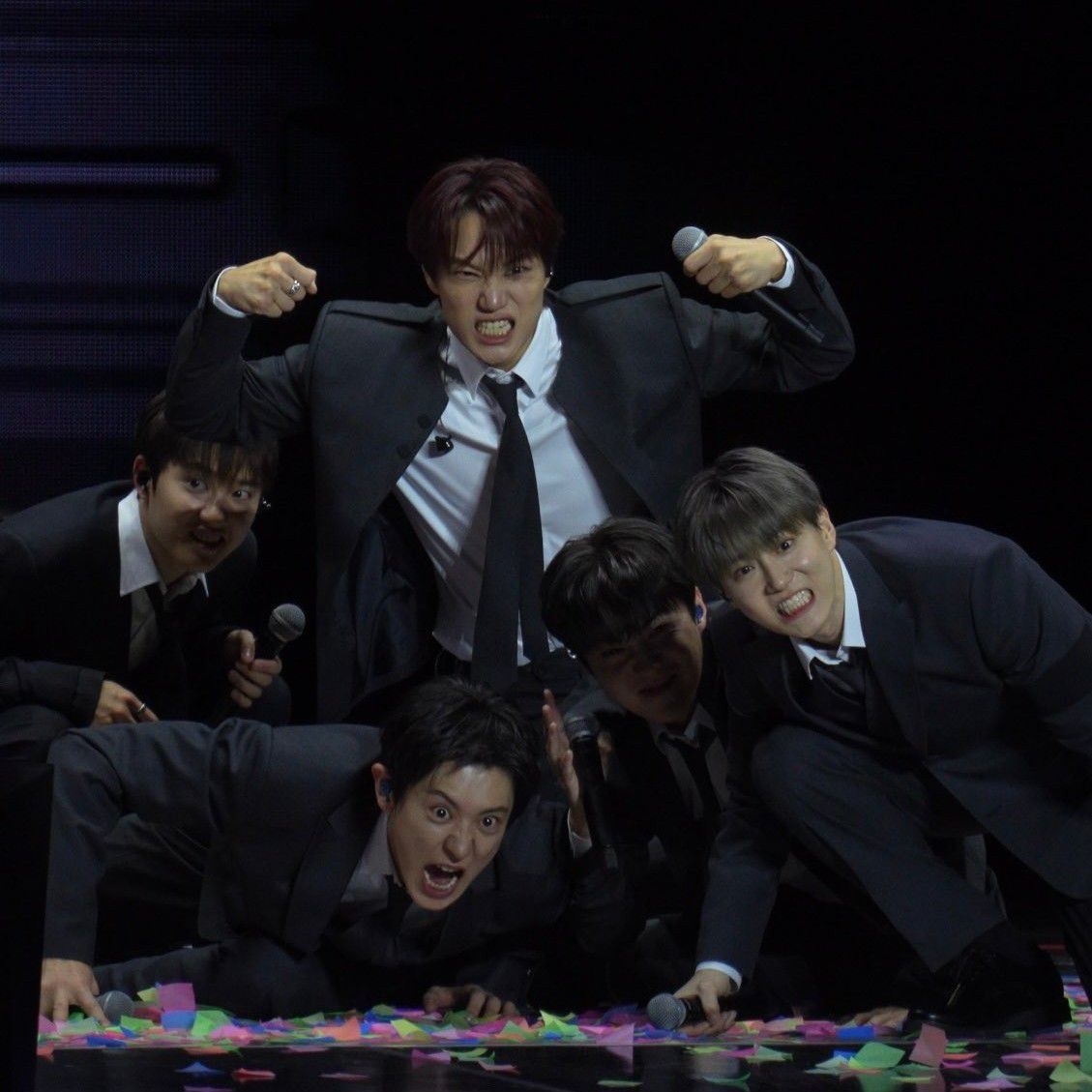 EXO의 비하인드 컷