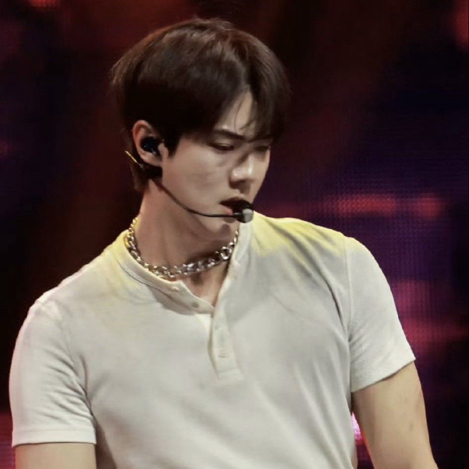 세훈 (EXO)의 최신 사진